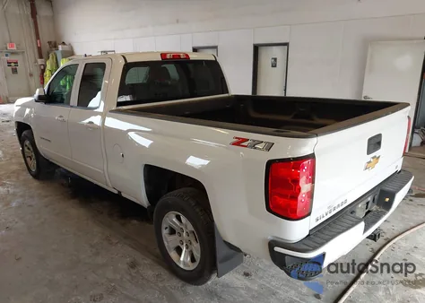 2018 Chevrolet Silverado 1500 2Lt z USA, uszkodzony, nr VIN 1GCVKREC2JZ353568